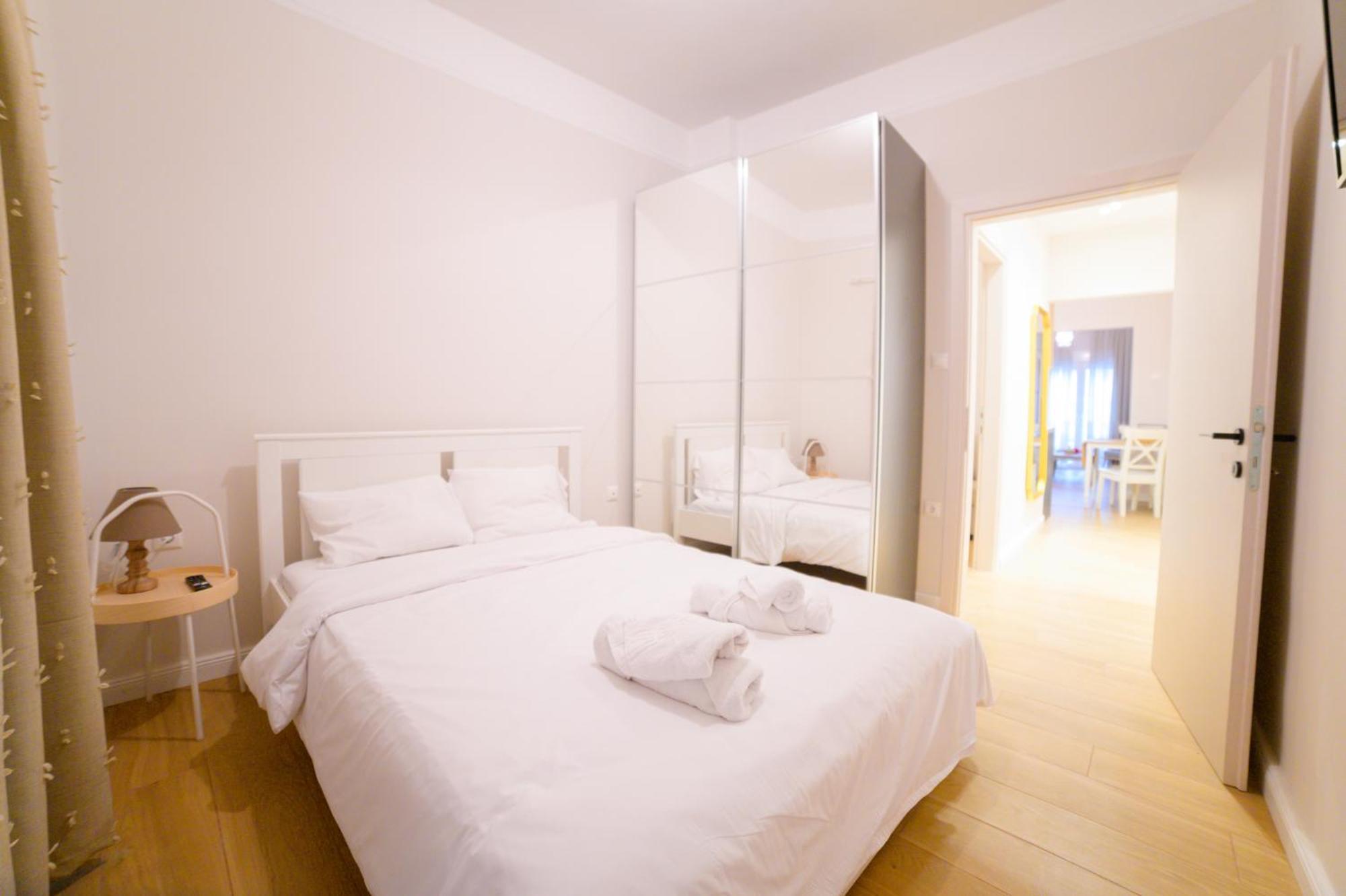 New Modern 2Nd Floor Apartment Thessalonique Extérieur photo
